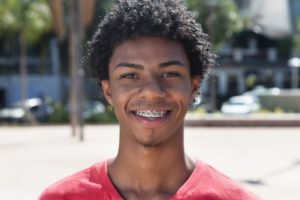 How are Metal and Ceramic Braces Different